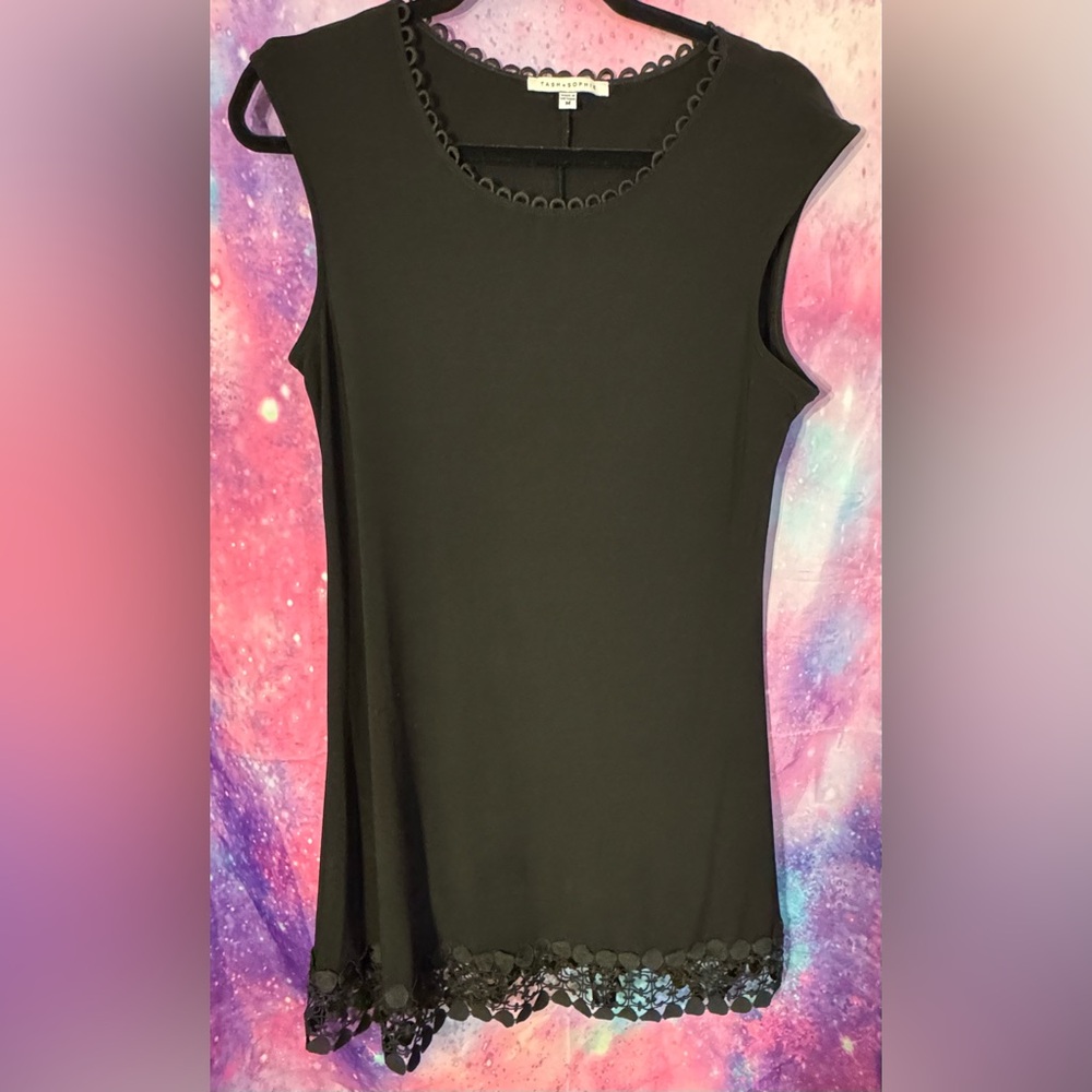 Elegant Black Midi Dress with Lace Detail